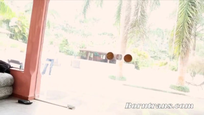 Una chica - un bull - una trans y un Cuckold para mazmo
