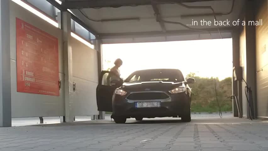 Watch Sissy washes car Shemale Porn Videos | TranSexBig.