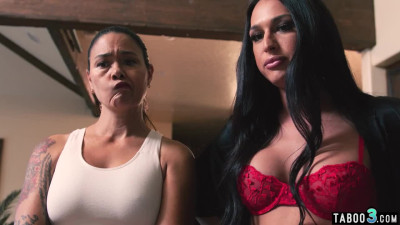 Asian MILF plumber Dana Vespoli fixing a petite trannys Khloe Kay hose