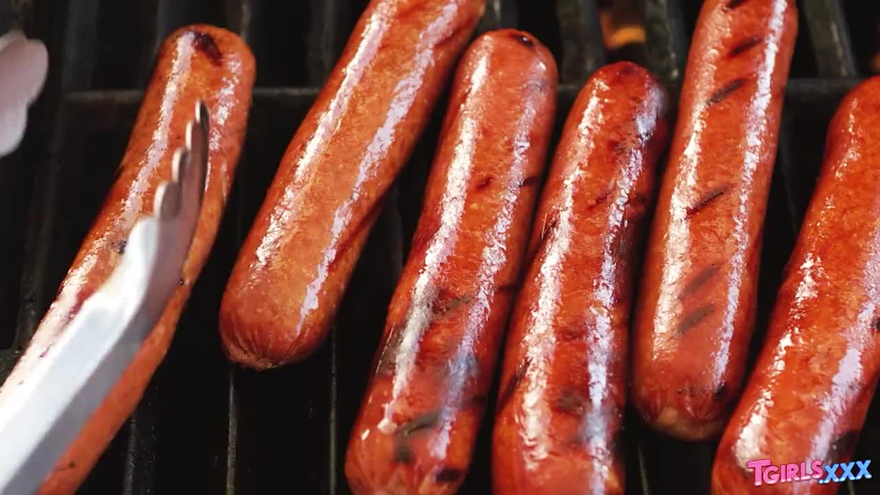 Watch TGIRLS.XXX: Horn In The USA Shemale Porn Videos | TranSexBig.