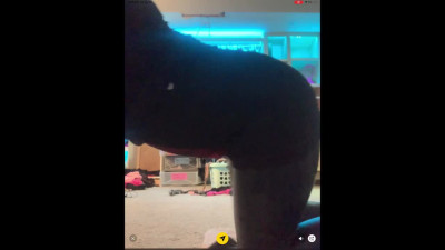 Shaking My Bubble Butt