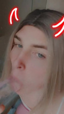 Vanessa sucks dildo