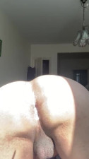 Virgin plays with their bussy