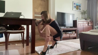 Snowbunny babe BBC deepthroat training