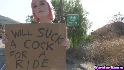 trans claire tenebrarum is waiting for a free ride