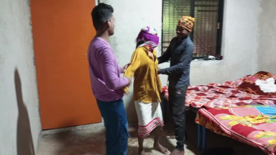 Aaj me aapne dono boyfrend ke sath masti ki mere dono b