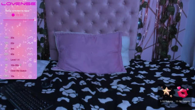 Hot Brunette Trap at Work