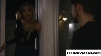 juggs transsexual mom throats with analed by her stepso