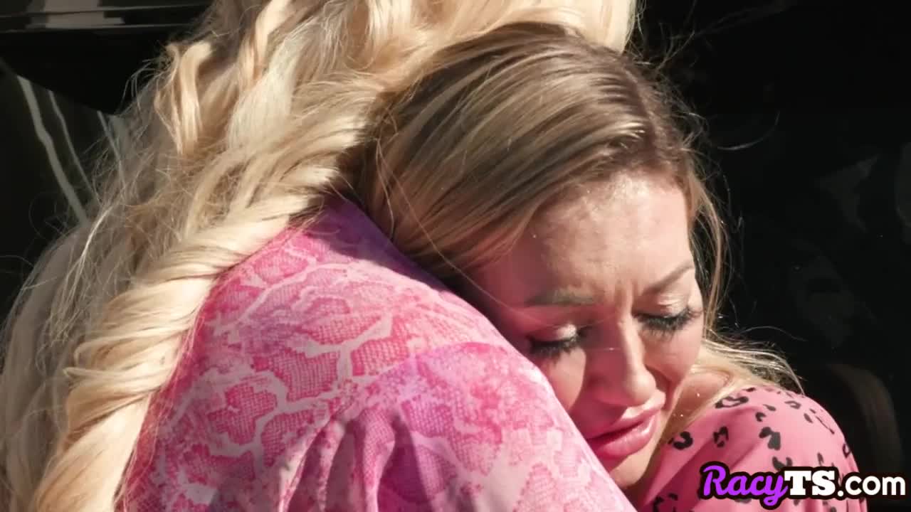 Watch Busty Tranny fucks MILFs pussy after deep cocksucking Shemale Porn Videos | TranSexBig.