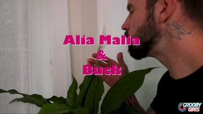 GROOBYGIRLS: Hot and Sweaty with Alia and Buck