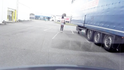 Sexy Skinny crossdresser Kimi TV outdoor upskirts