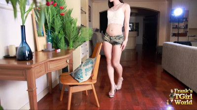 FRANKS-TGIRLWORLD: ESMOND WILL MAKE YOU HARD!