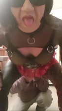 Mature CD gets ass licked and sucked
