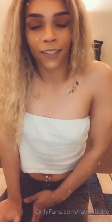 Watch Dirty talk and cumshot Shemale Porn Videos | TranSexBig.