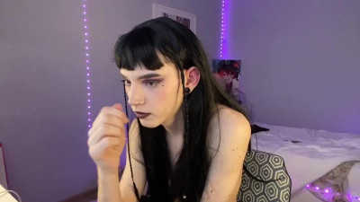 Super Cute Trap Showing
