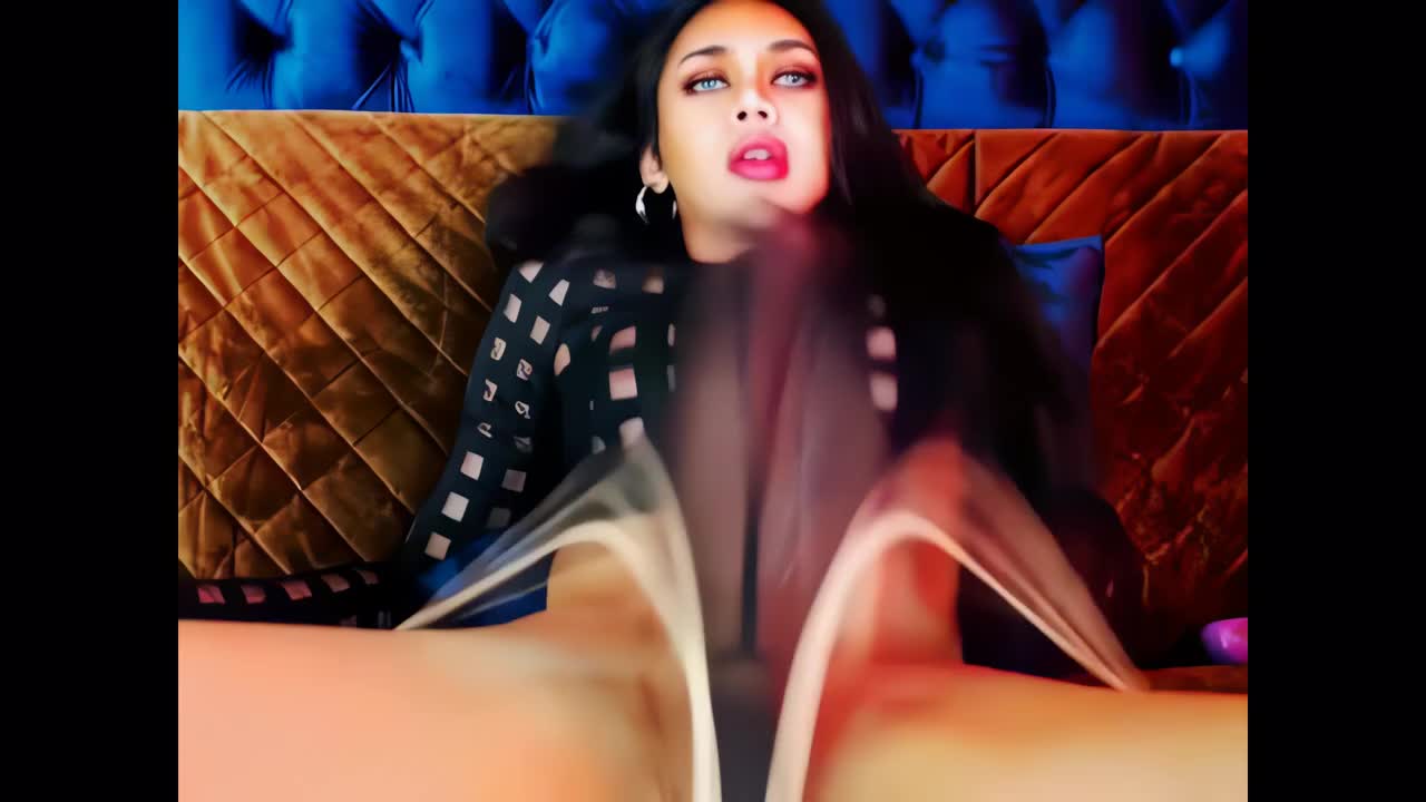 Watch LM cums through her nylon panties - HD Shemale Porn Videos | TranSexBig.