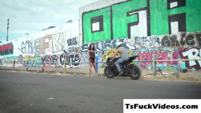tranny slut khloe kay barebacked by a dude