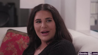 I joked around but got a blowjob from my shemale babysitter