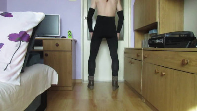 Luna Dance And Tease, Submissive Slut- eluna_84