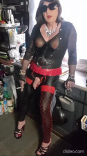 Smoking fetish crossdresser