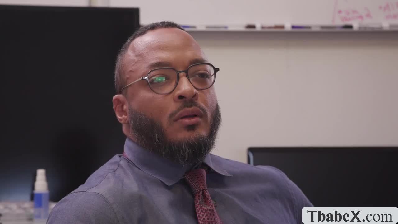 Watch Dillon Diaz gets sexual pun1shment from transgender boss Gracie Jane Shemale Porn Videos | TranSexBig.