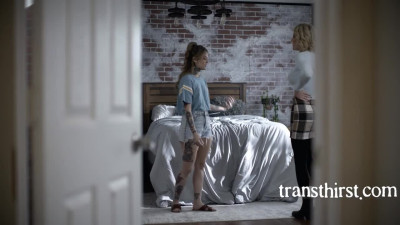 TS Mommy Stretches Out StepDaughter