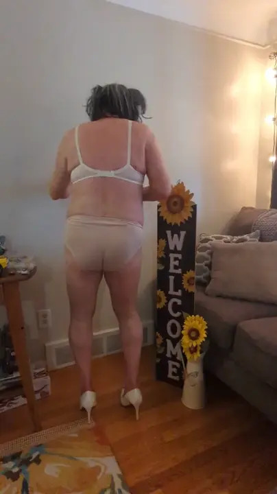 Watch Sissy Bliss Shemale Porn Videos | TranSexBig.