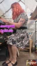 Play with Auntie Fiona's Slit