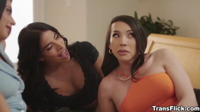 Threesome with Gal Ritchie and her trans friends Kasey Kei and Avery Lust