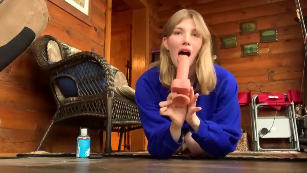 Watch Xoellexo Shemale Porn Videos | TranSexBig.