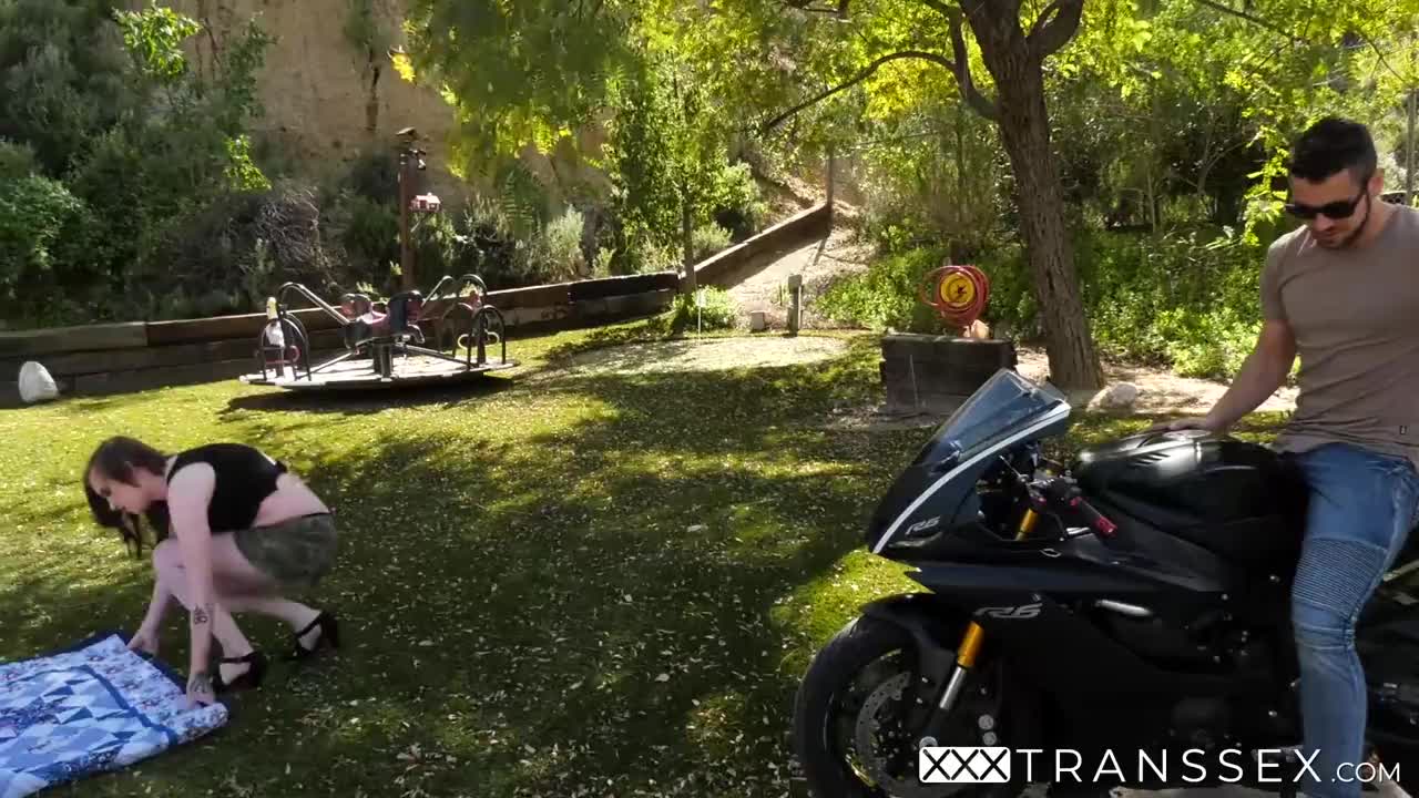 Watch Voluptuous TS Skylar Adams gets naked outside and fucks hard Shemale Porn Videos | TranSexBig.