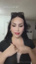 Beautiful Shemale with Big Ass Fuck Guy