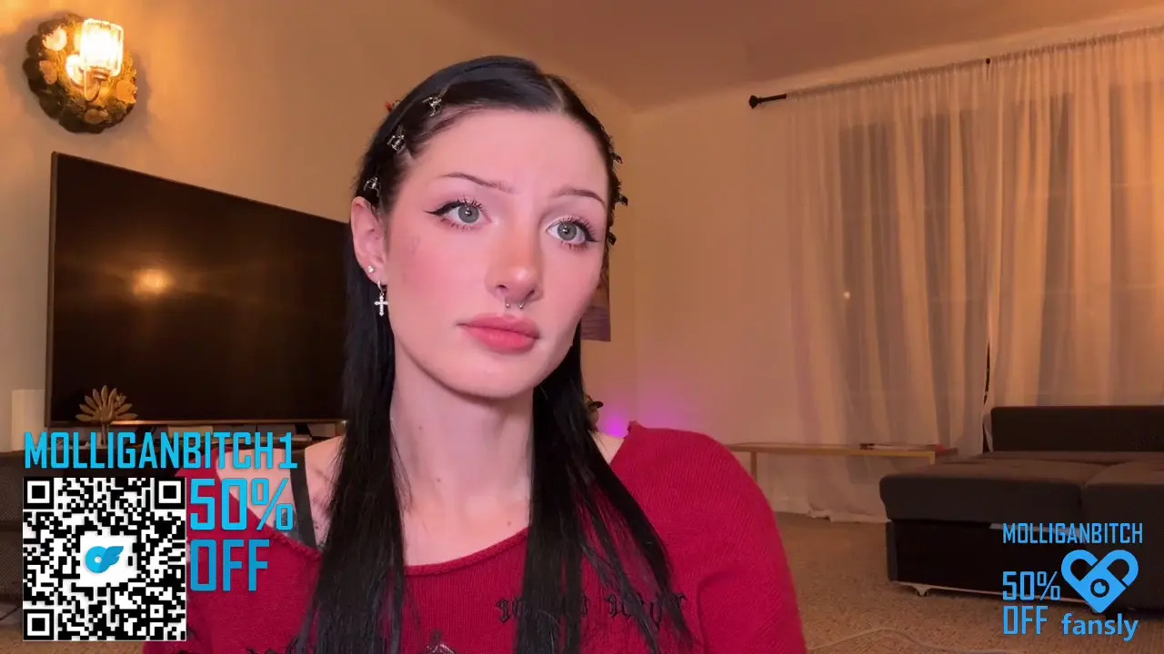 Watch Evelyn Forever Shemale Porn Videos | TranSexBig.