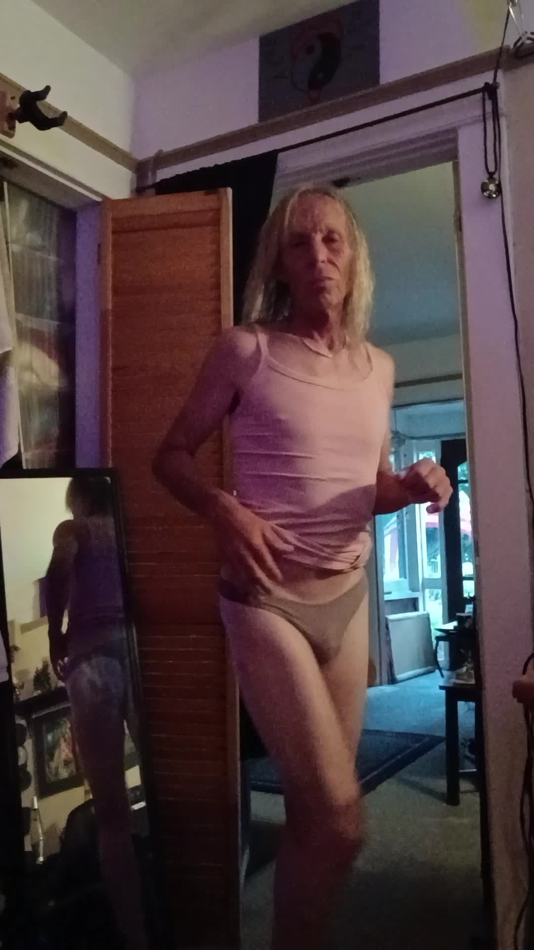 Watch Mature CD Janis Wylde fresh out of the shower Shemale Porn Videos | TranSexBig.