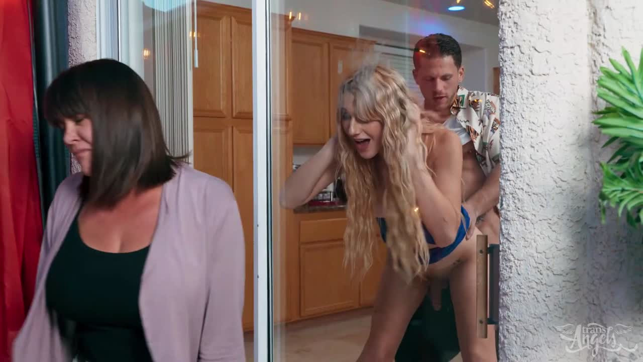 Watch Limbo Bimbo Shemale Porn Videos | TranSexBig.