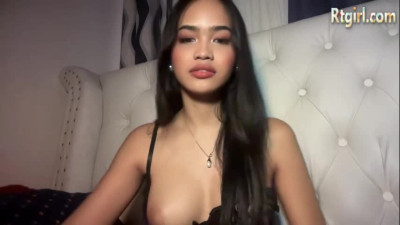 stunning trans cutie in sexy lingerie wanks on webcam
