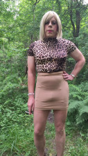 Holly's skirt bulge at the cruising area