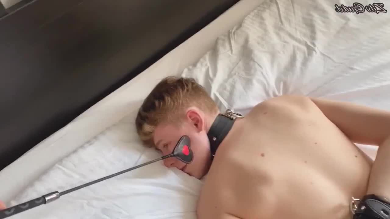 Watch Blonde Fuck Boy Shemale Porn Videos | TranSexBig.