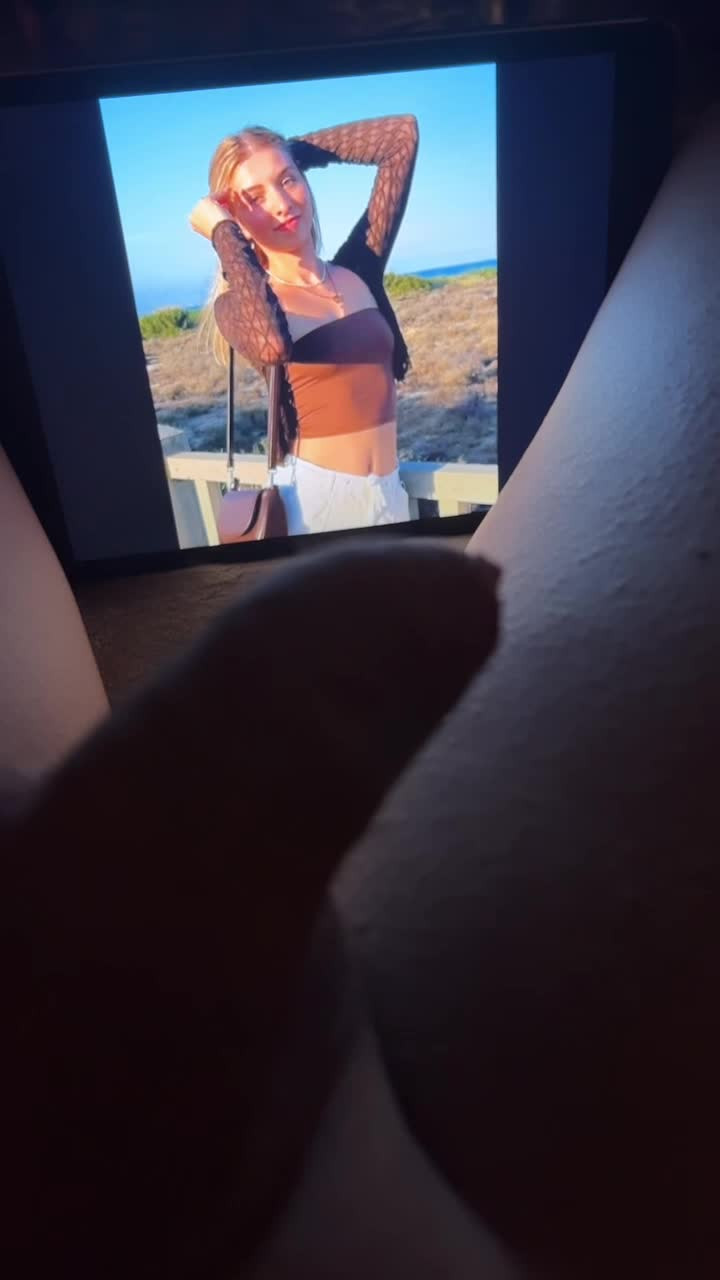 Watch Rubbing my tiny little clitty to Amelie😛💦 Shemale Porn Videos | TranSexBig.