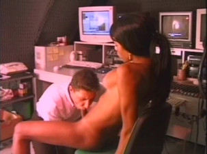 Ebony Shemale Gabriella Gets Hot Sex After Watching Porno