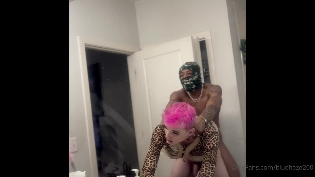 Watch b£@z£ Ts Raw 14 Shemale Porn Videos | TranSexBig.
