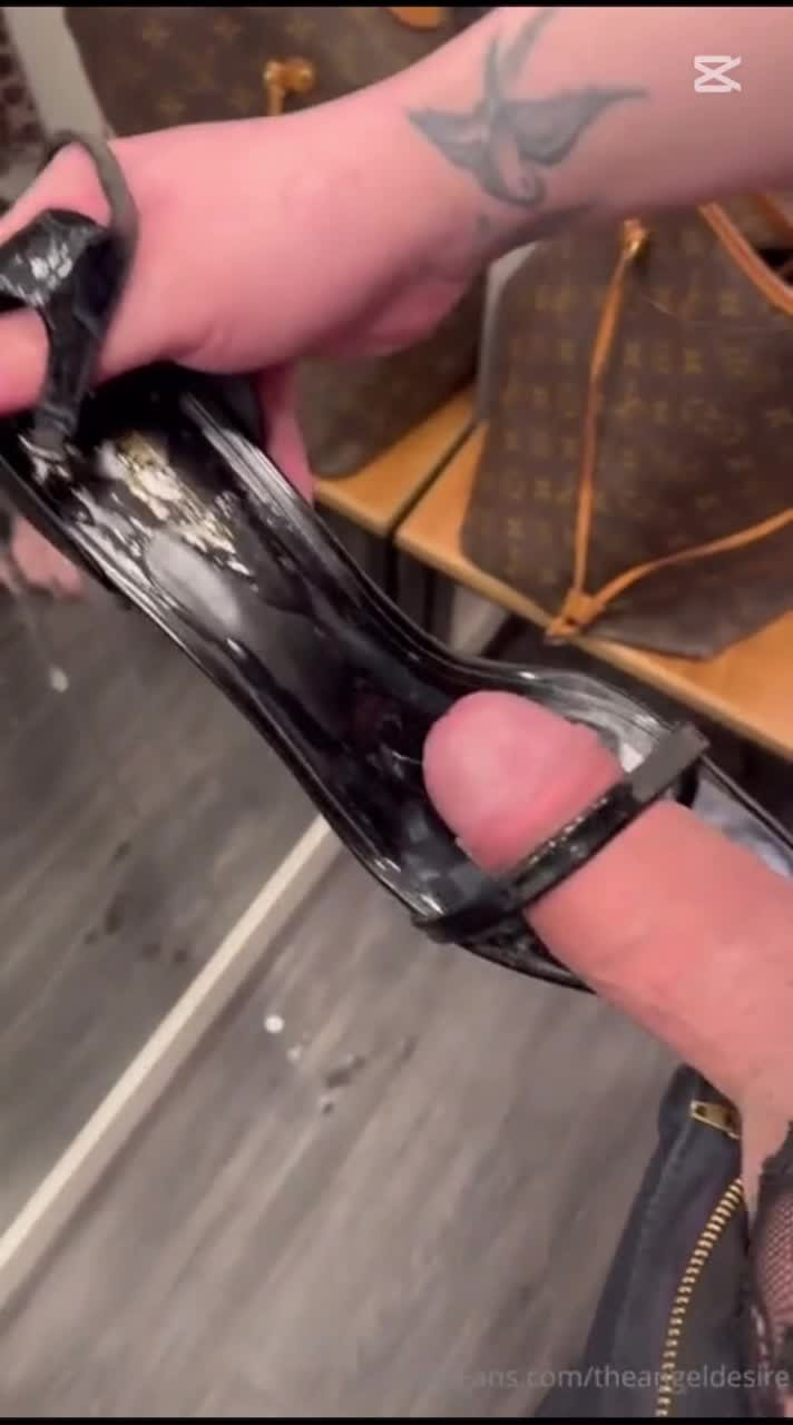 Watch So hot cumshots Shemale Porn Videos | TranSexBig.