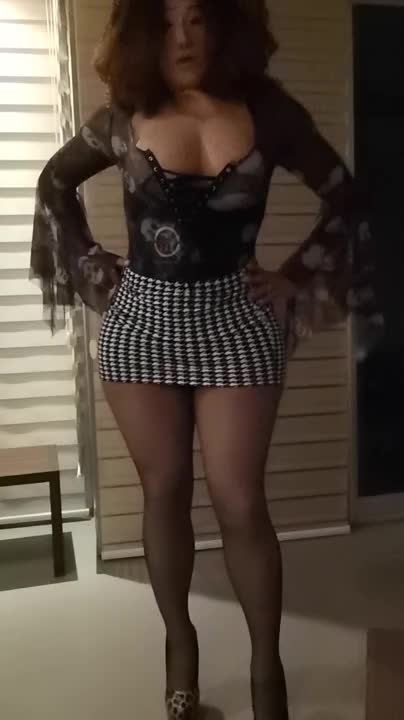 Watch Sexy crossdresser in highheels black miniskirt minidress girl facemask Shemale Porn Videos | TranSexBig.