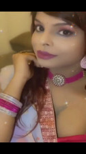Beautiful Indian Shemale TS Akaanshaa Delhi ❤️‍🔥🫄