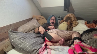 Sissy Anna in Self Bondage: Anal, Suck, Spank & Nippleplay - Amateur Porn