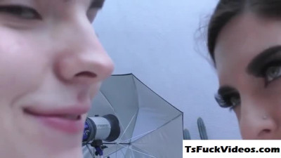 Tbabe Ella Hollywood pussylicking friend
