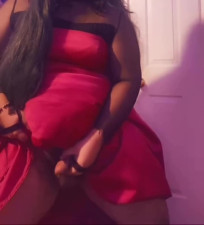 2 cumshots in my favorite dress 🤭