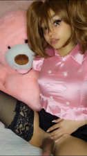 Cosplay leads to cumshot