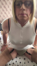 I love to eat my cum