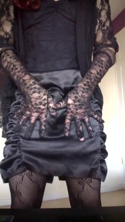 Watch Lace and satin in black x Shemale Porn Videos | TranSexBig.